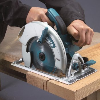 Пила циркулярная сетевая MAKITA 5008MG