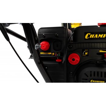 Снегоуборочная машина гусеничная CHAMPION STT761E