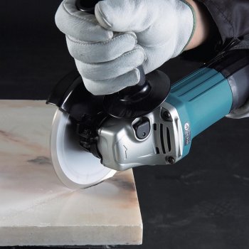 Угловая шлифовальная машина  MAKITA GA5030К