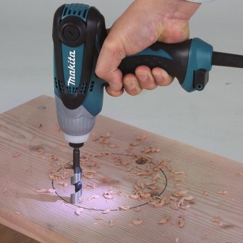 Шуруповерт сетевой MAKITA TD0101F ударный 